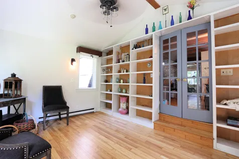 39 Pineapple Place Barnet VT 05821