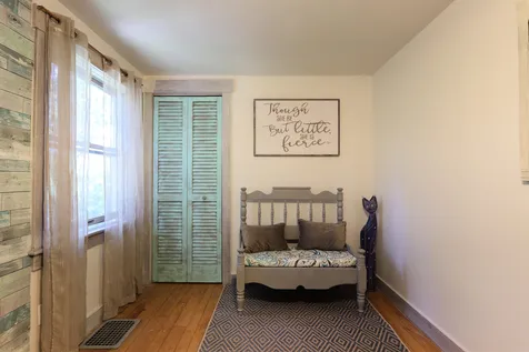 39 Pineapple Place Barnet VT 05821