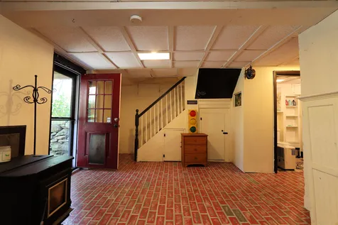 39 Pineapple Place Barnet VT 05821