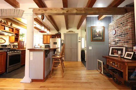 39 Pineapple Place Barnet VT 05821