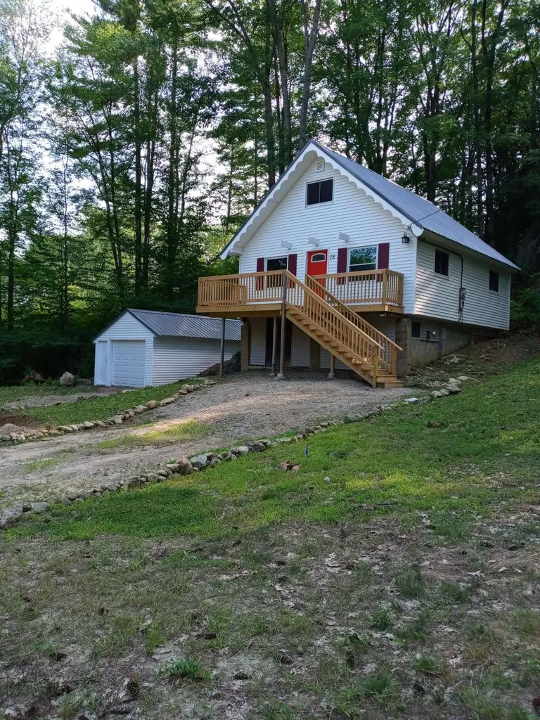21 Birch Tree Lane Hillsborough NH 03244