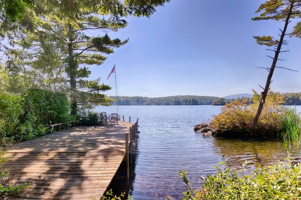 33 Keniston Island Wolfeboro NH 03894
