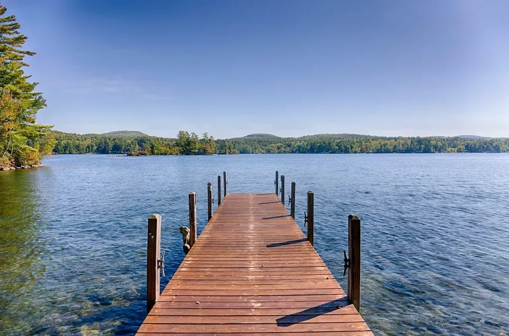 33 Keniston Island Wolfeboro NH 03894