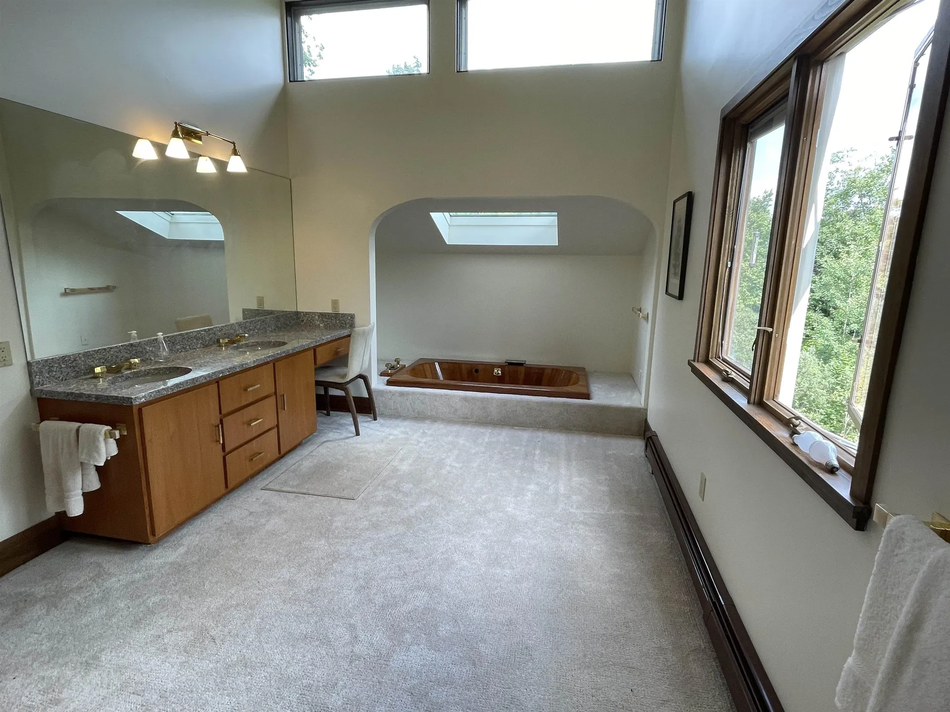 154 Forum Drive Warren VT 05674