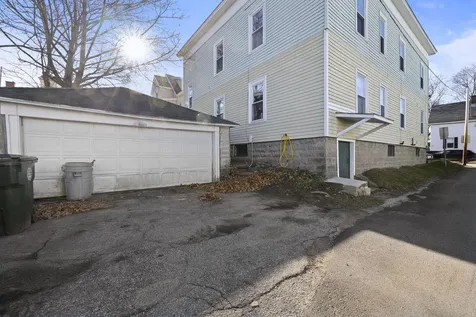 285-287 Jewett Street Manchester NH 03103