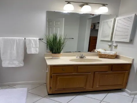 37 Pine Ledge Court Burlington VT 05401