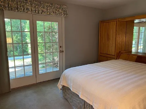 37 Pine Ledge Court Burlington VT 05401