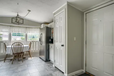 20 Duke Lane Concord NH 03303