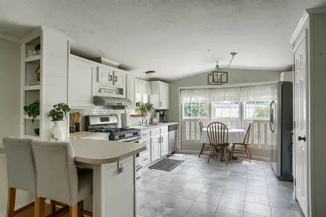 20 Duke Lane Concord NH 03303