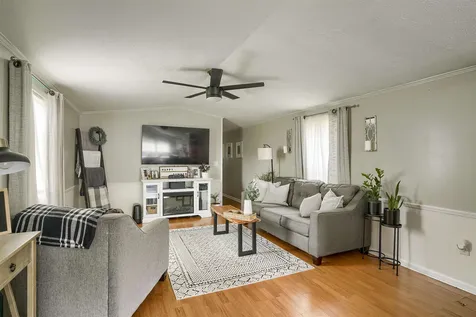 20 Duke Lane Concord NH 03303
