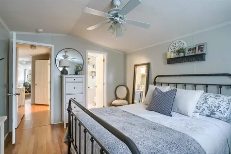 20 Duke Lane Concord NH 03303