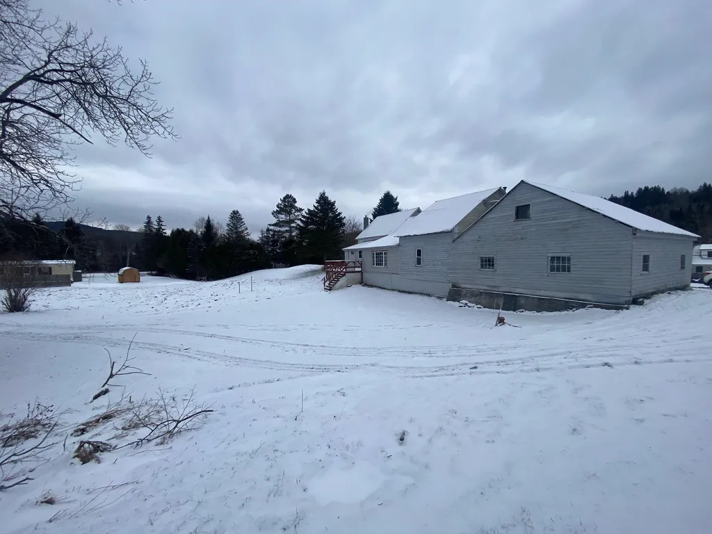 24 Diamond Pond Road Colebrook NH 03576
