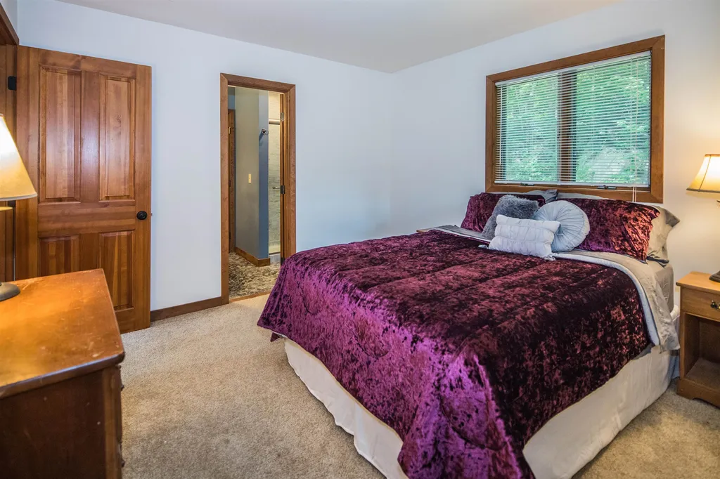677 Tweed River Drive Stockbridge VT 05772