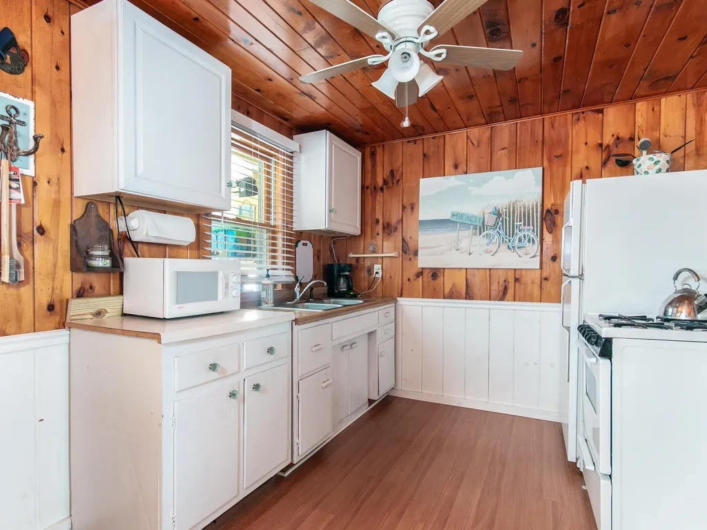 15 Riverview Terrace Hampton NH 03842