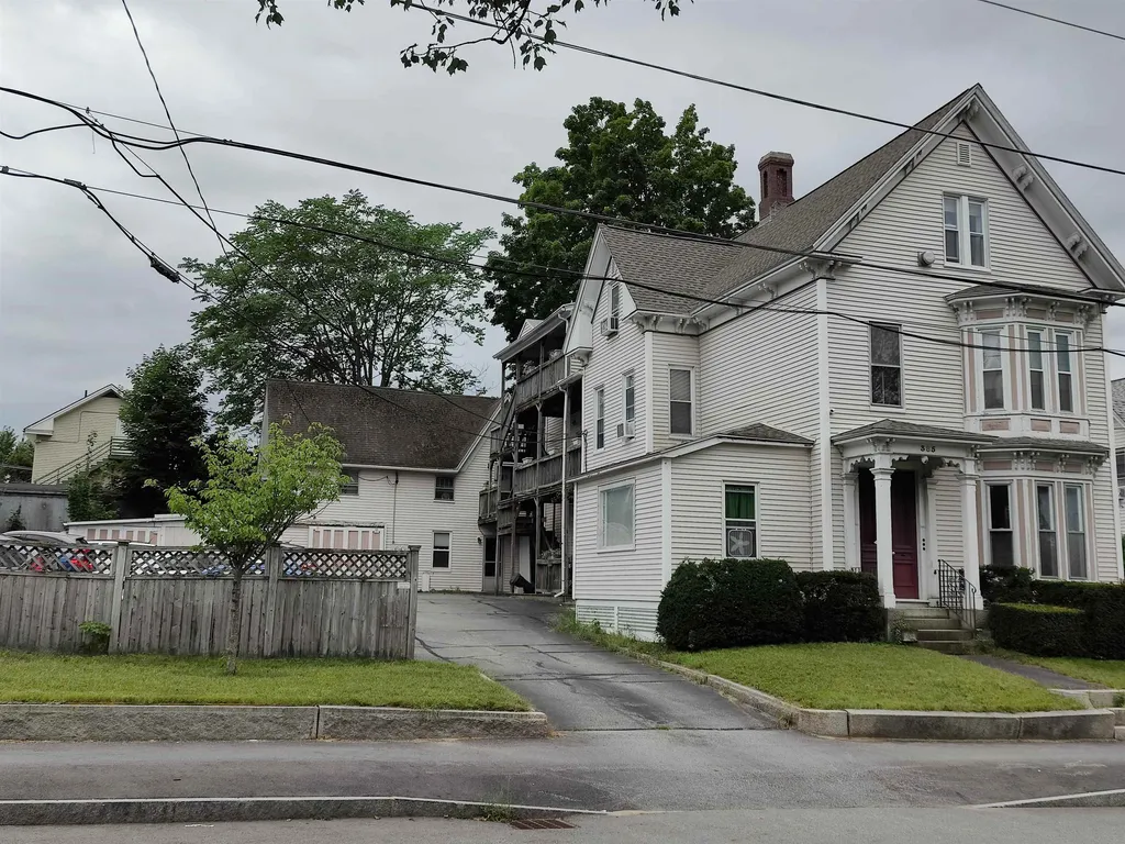 387 Hanover Street Manchester NH 03104