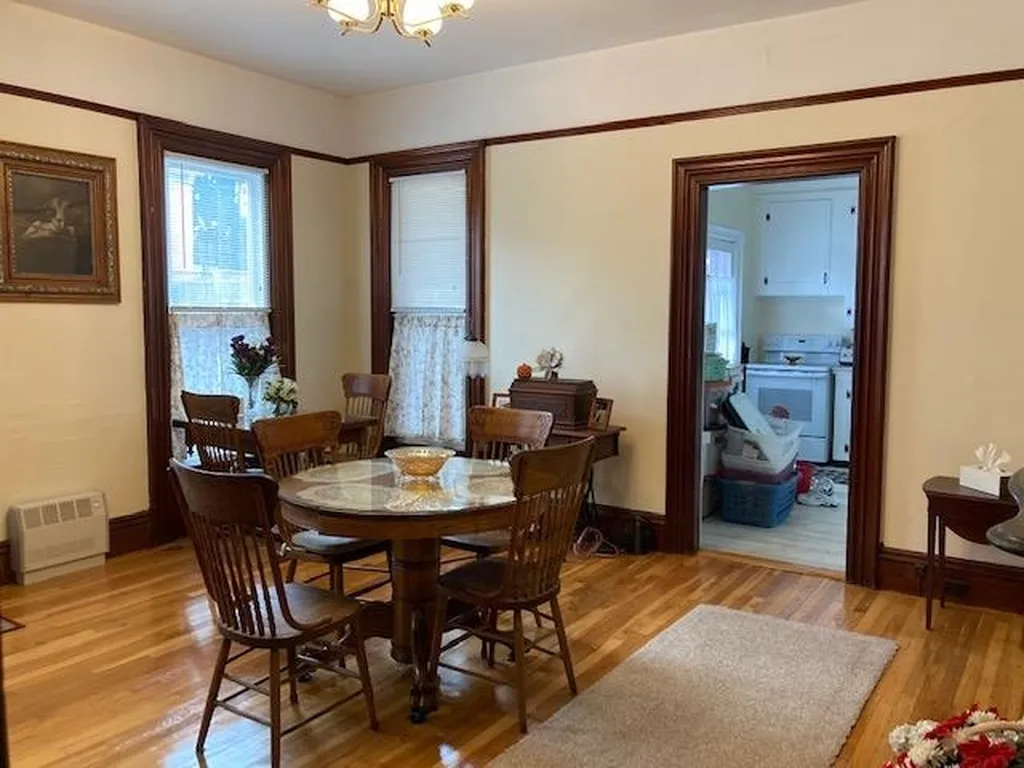 387 Hanover Street Manchester NH 03104