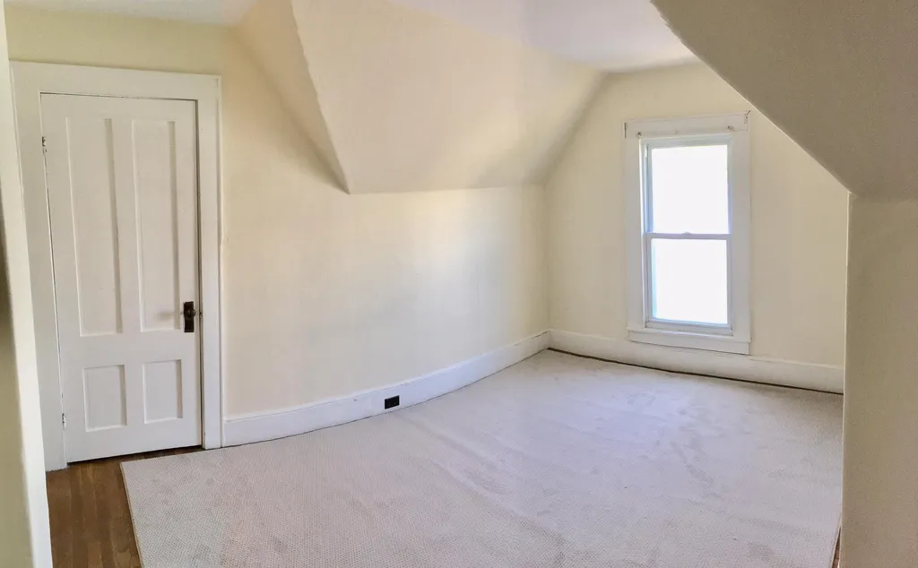 387 Hanover Street Manchester NH 03104