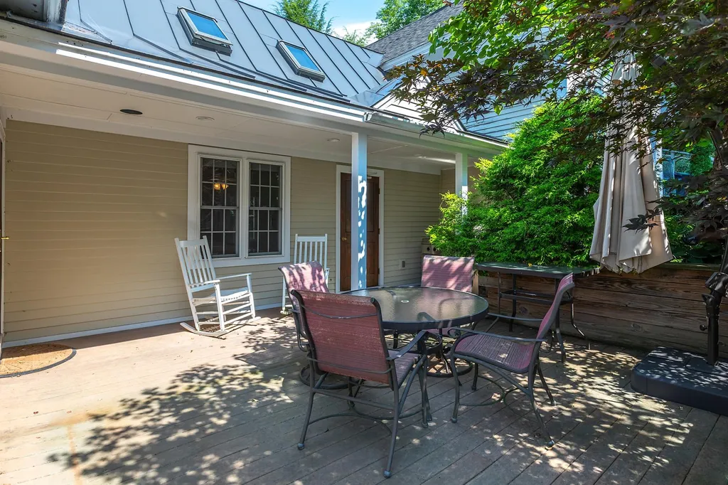 14 High Street Woodstock VT 05091