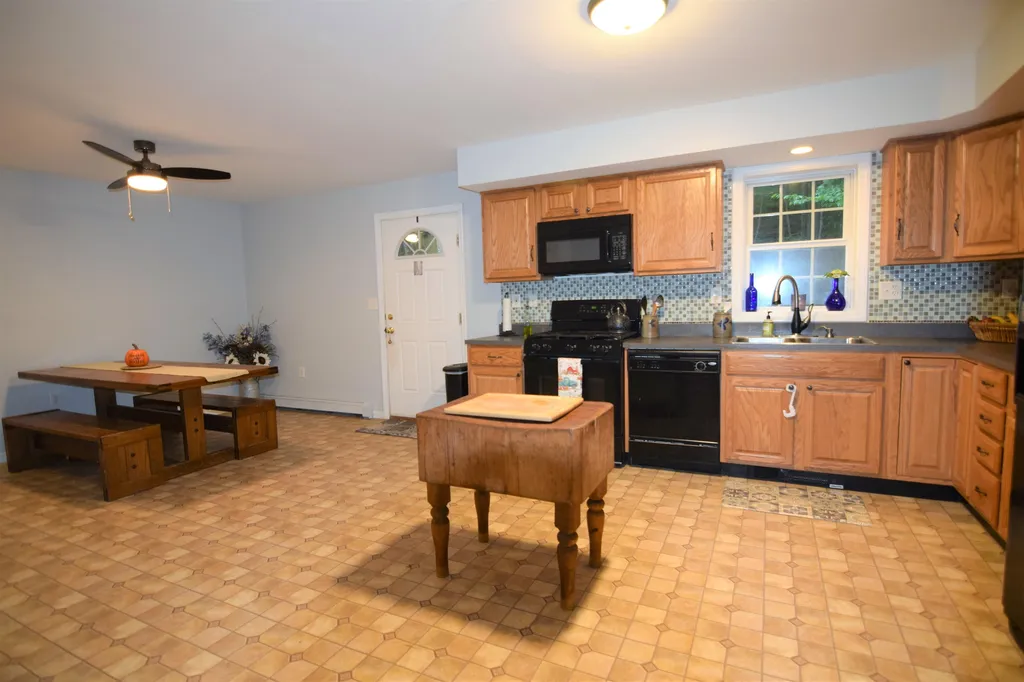 48 Orchard Drive Lempster NH 03605