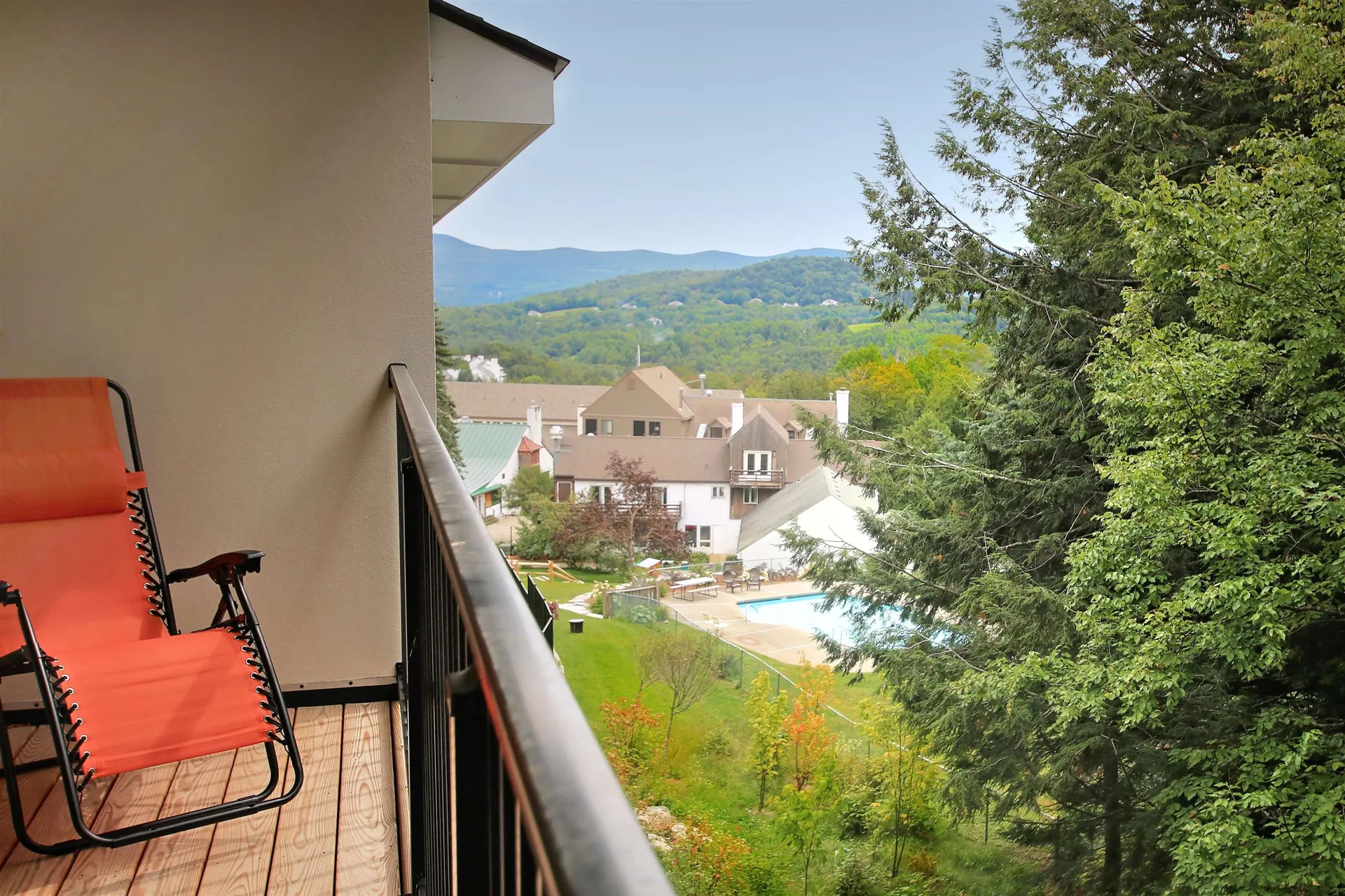 251 Mountainside Drive Warren VT 05674