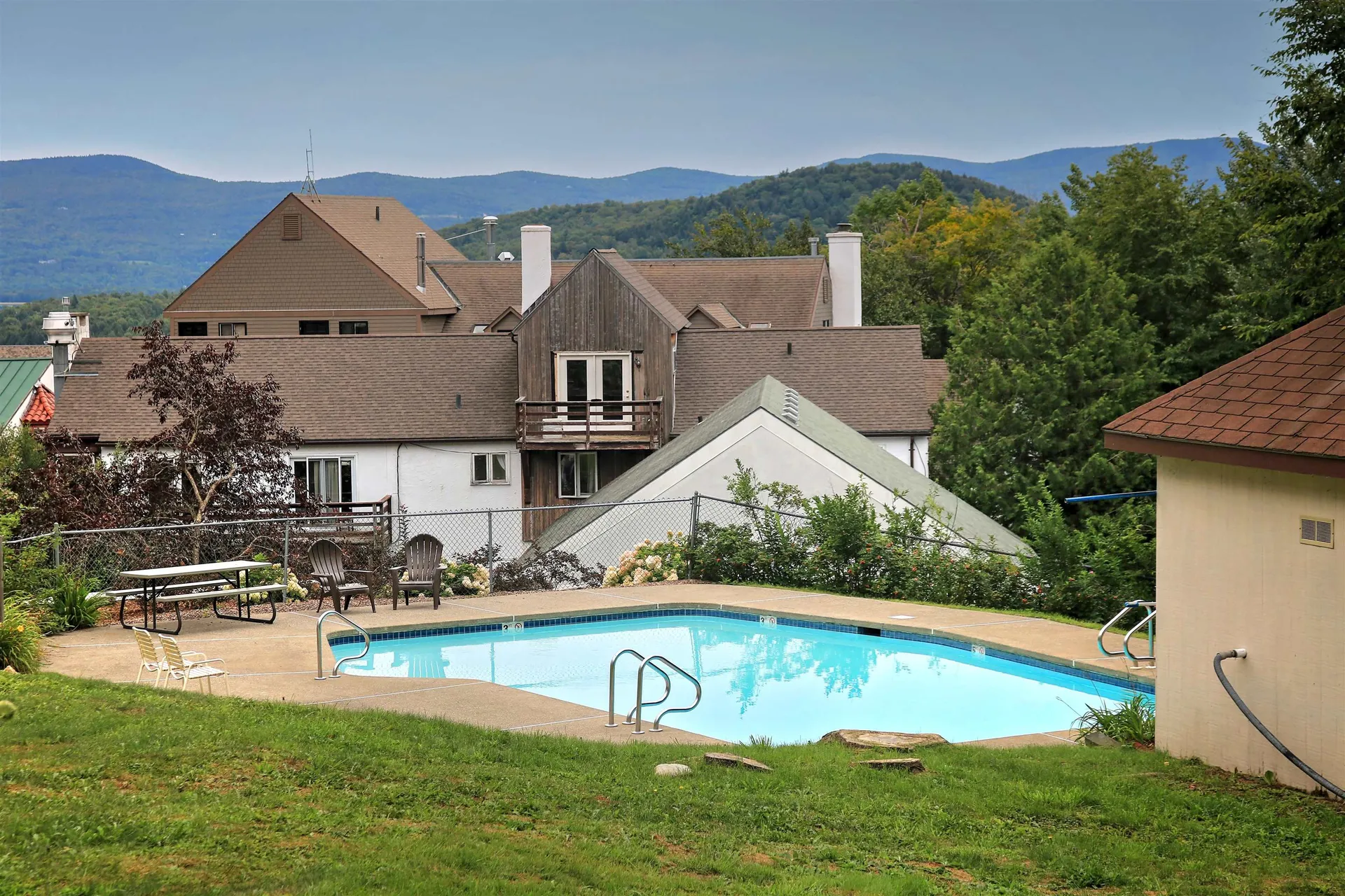251 Mountainside Drive Warren VT 05674