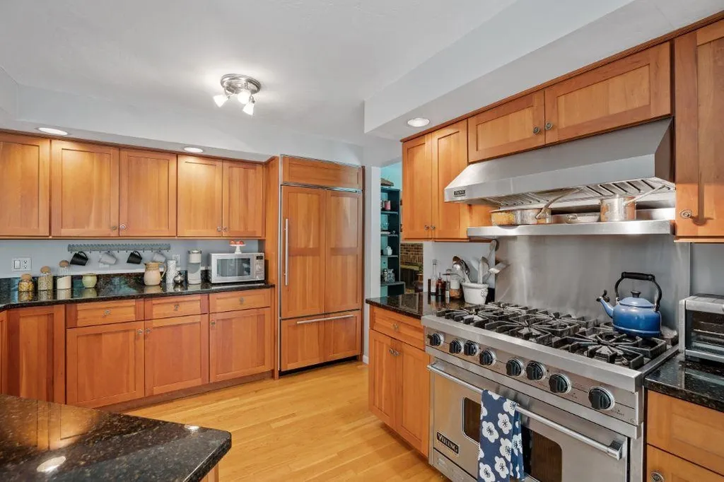 46 Hyatt Lane Laconia NH 03246