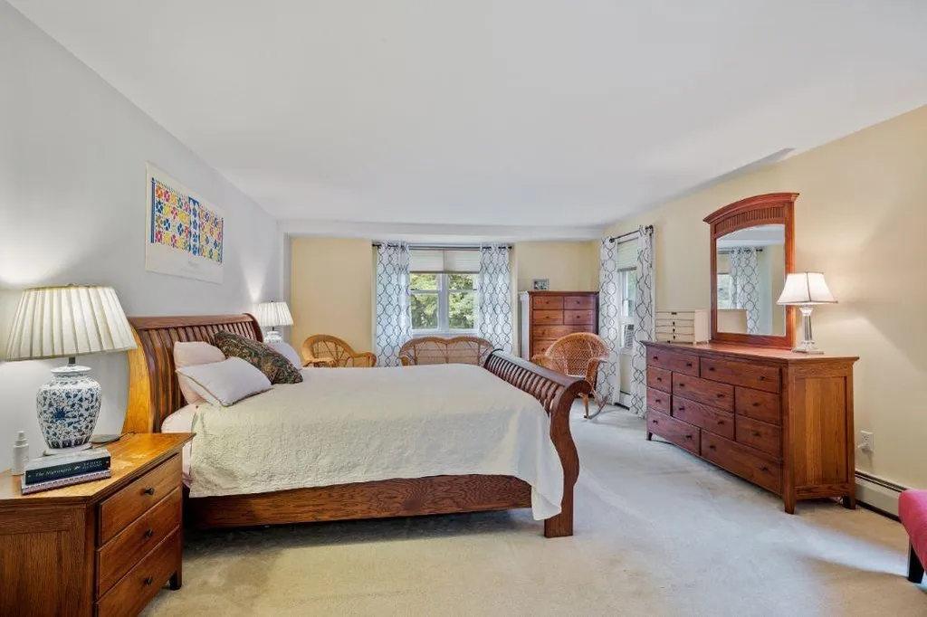 46 Hyatt Lane Laconia NH 03246