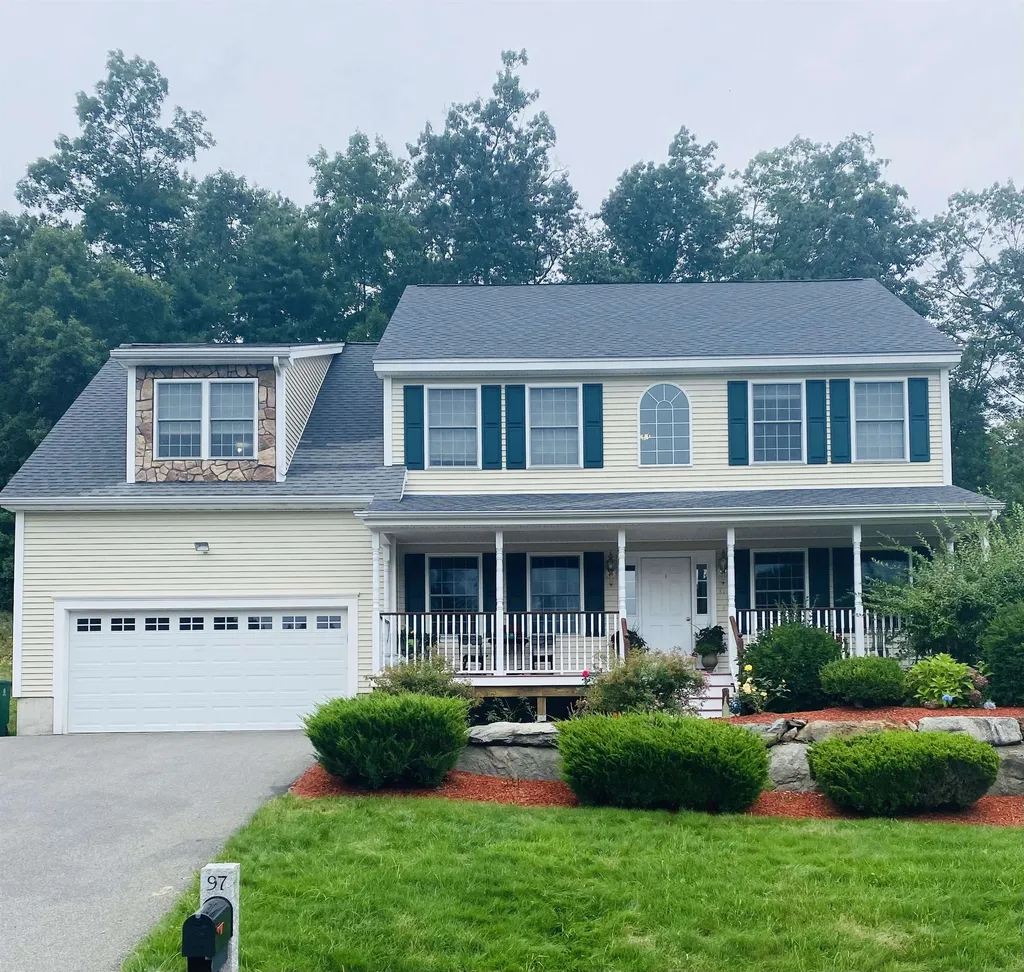 97 Cherrywood Drive Nashua NH 03062