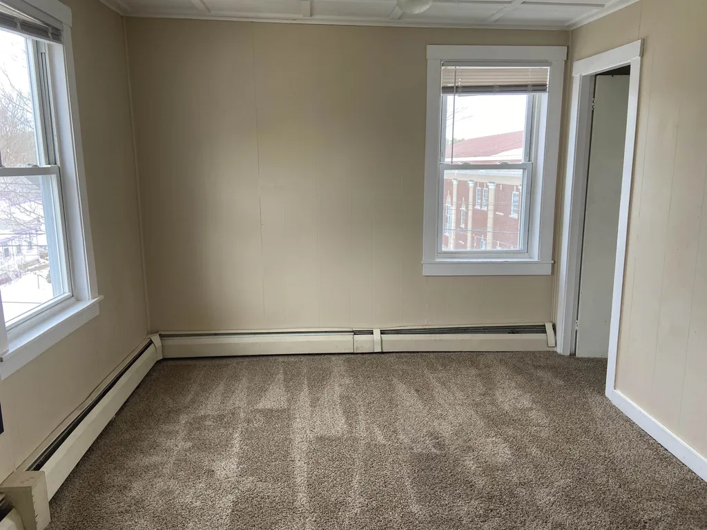 532 Main Street Farmington NH 03835