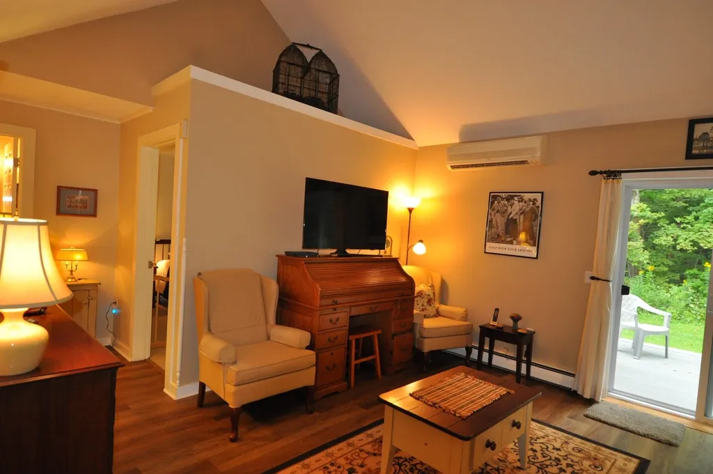 38 Jade Circle Manchester VT 05255