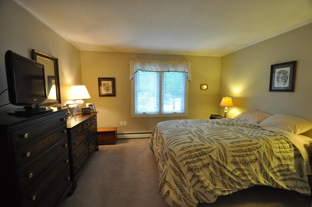 38 Jade Circle Manchester VT 05255