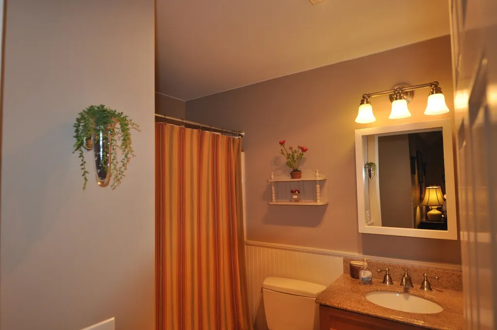 38 Jade Circle Manchester VT 05255