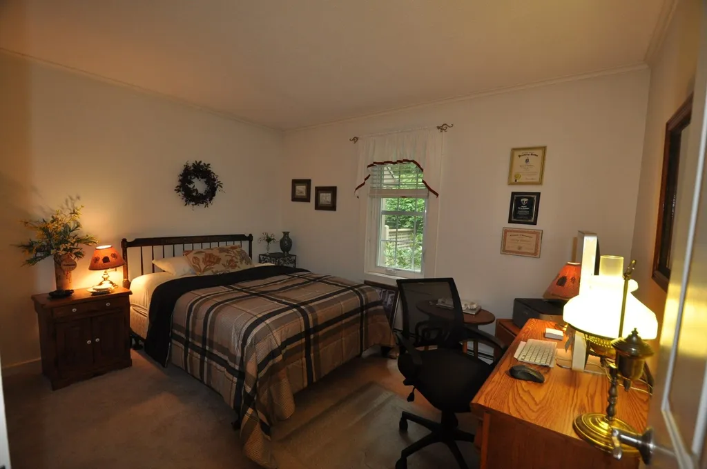 38 Jade Circle Manchester VT 05255