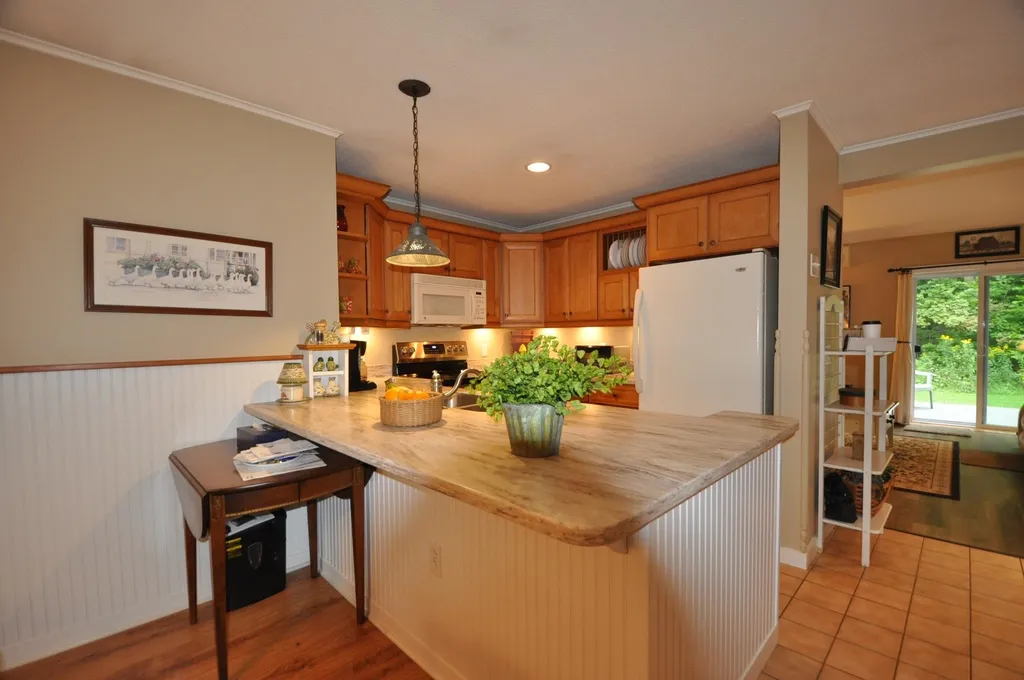 38 Jade Circle Manchester VT 05255