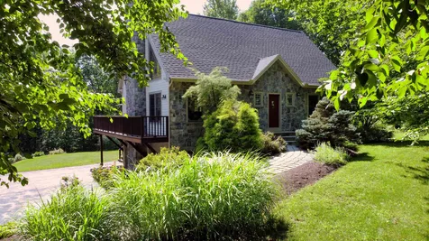118 South Road Deerfield NH 03037
