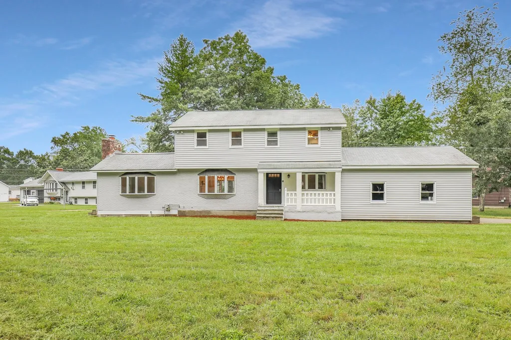 11 Forest Drive Merrimack NH 03054