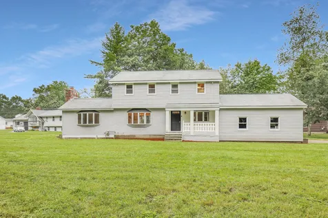 11 Forest Drive Merrimack NH 03054