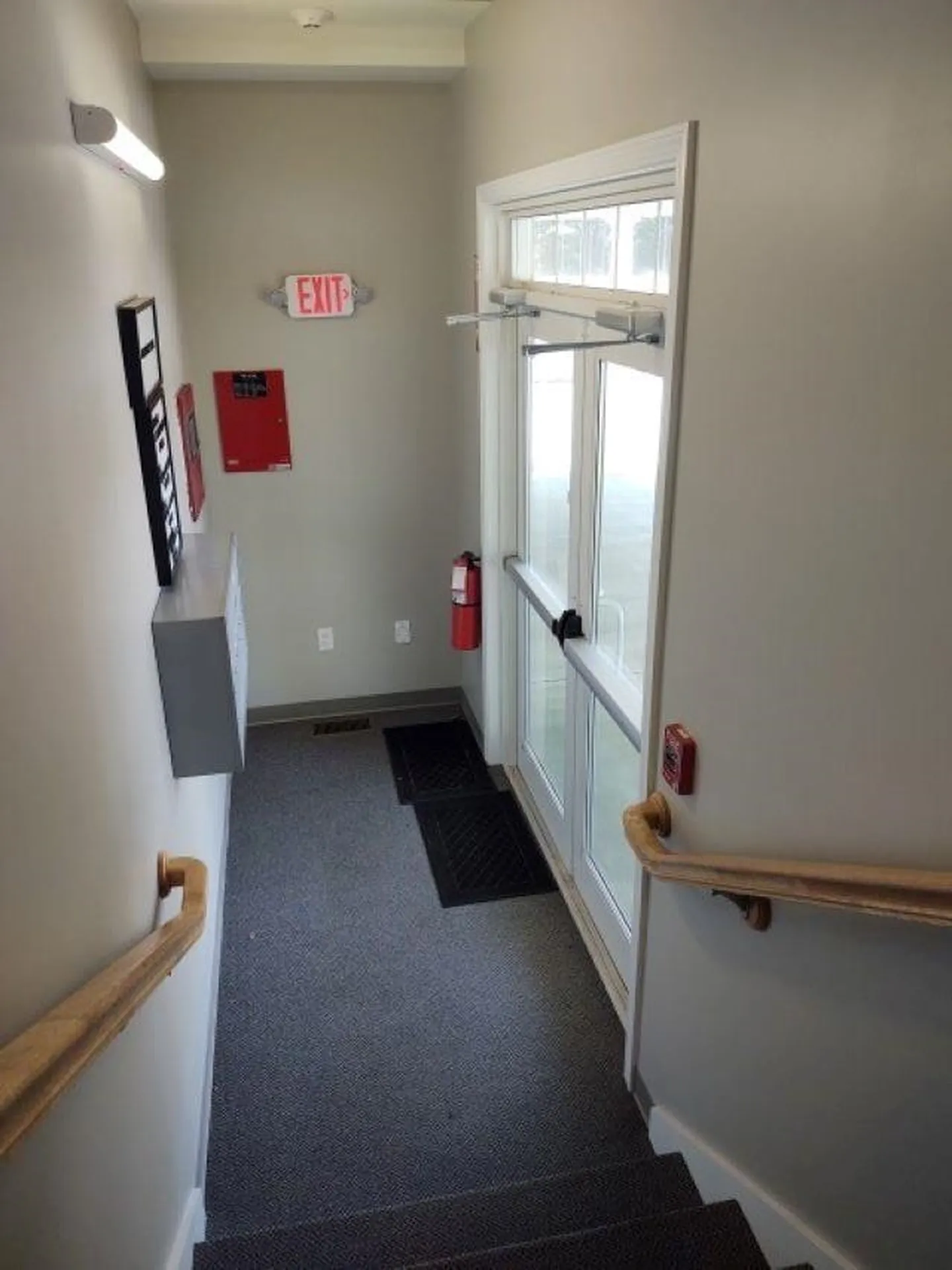 6 Mohawk Drive Londonderry NH 03053