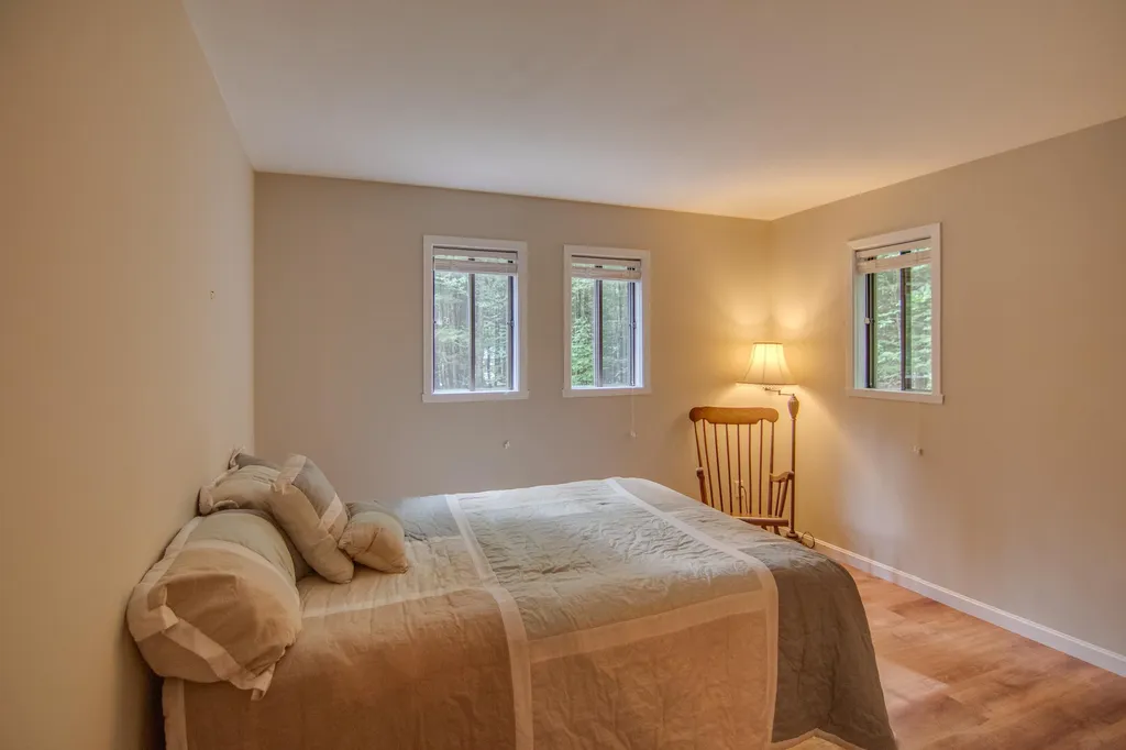 34 Horse Pasture Lane Thornton NH 03285