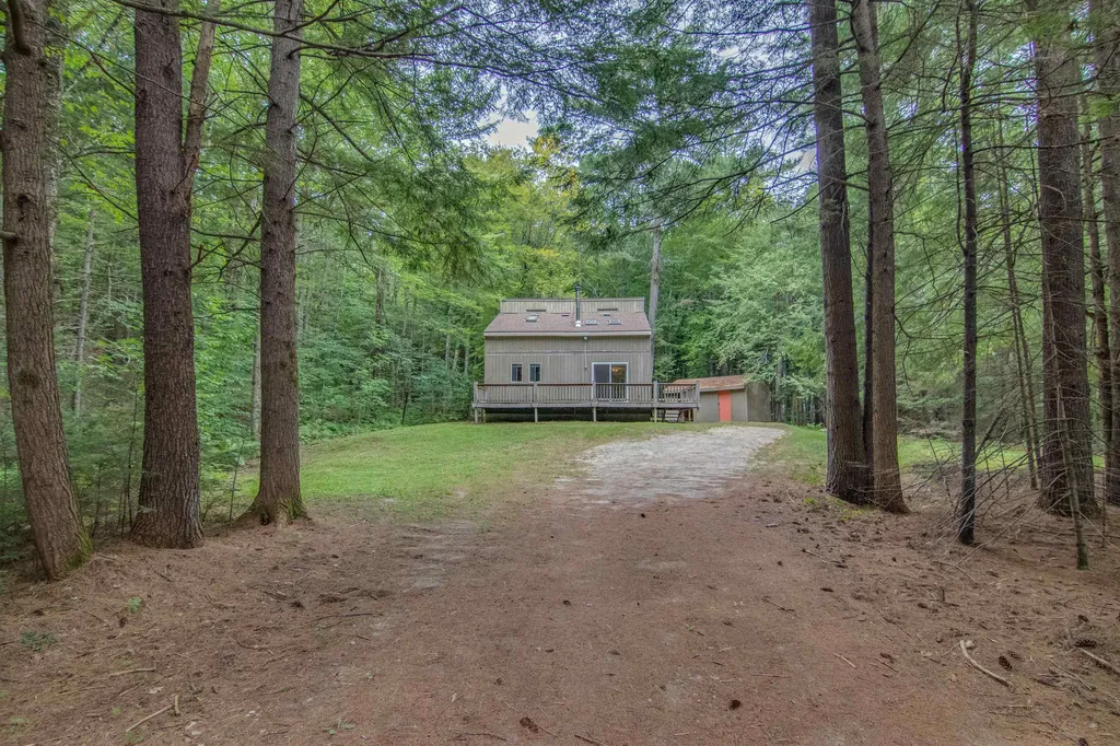 34 Horse Pasture Lane Thornton NH 03285