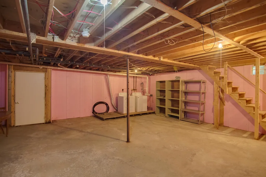 34 Horse Pasture Lane Thornton NH 03285