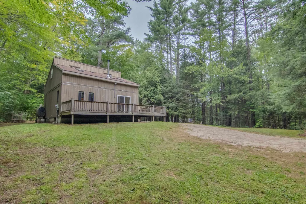 34 Horse Pasture Lane Thornton NH 03285