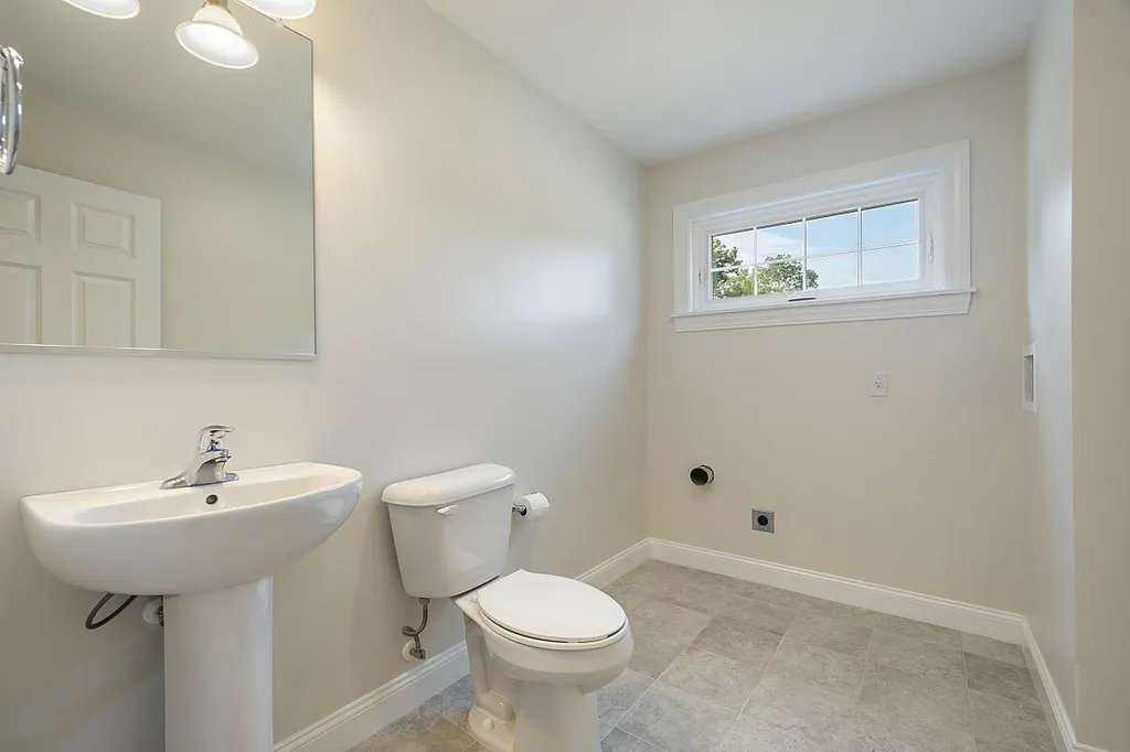 272a Ocean Road Portsmouth NH 03801