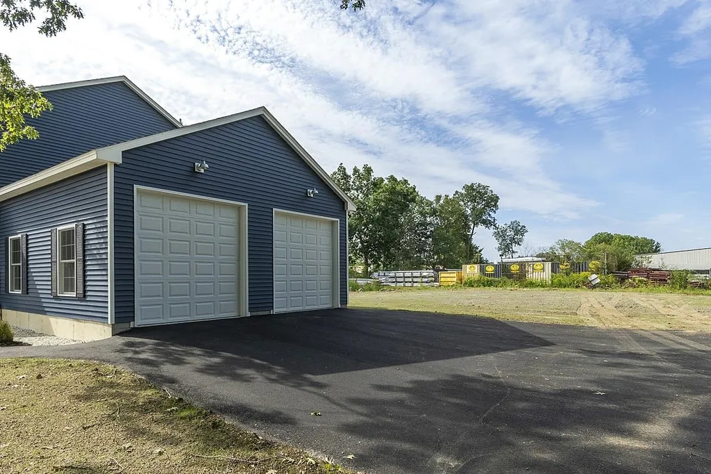 272a Ocean Road Portsmouth NH 03801