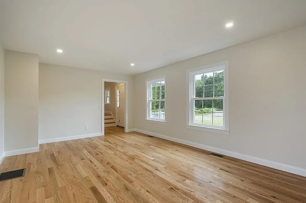272a Ocean Road Portsmouth NH 03801