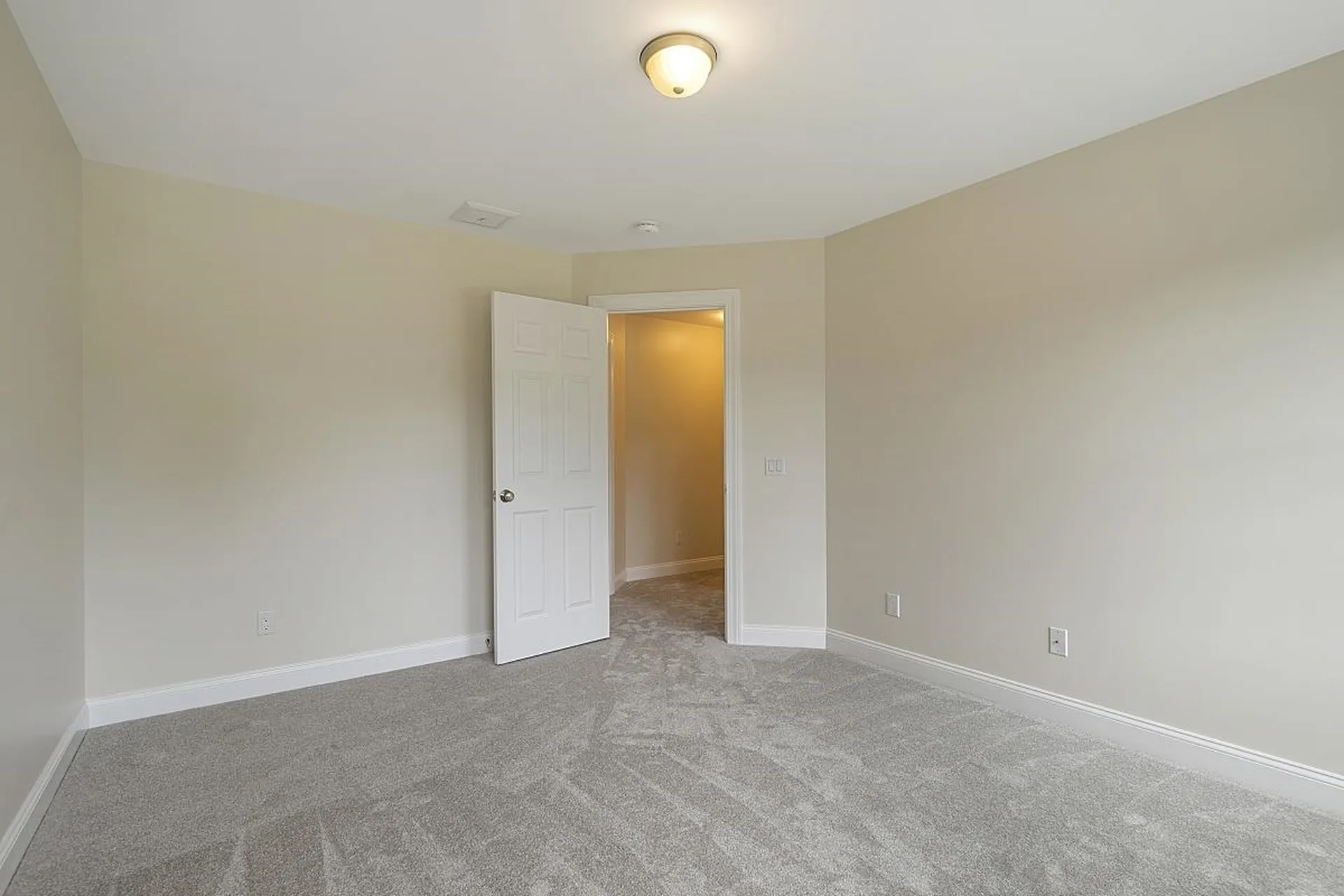 272a Ocean Road Portsmouth NH 03801