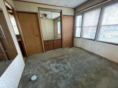 18 Silver Bell Mobile Home Park Rochester NH 03868