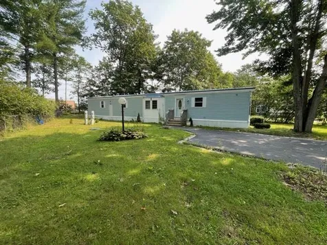 18 Silver Bell Mobile Home Park Rochester NH 03868