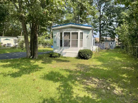 18 Silver Bell Mobile Home Park Rochester NH 03868