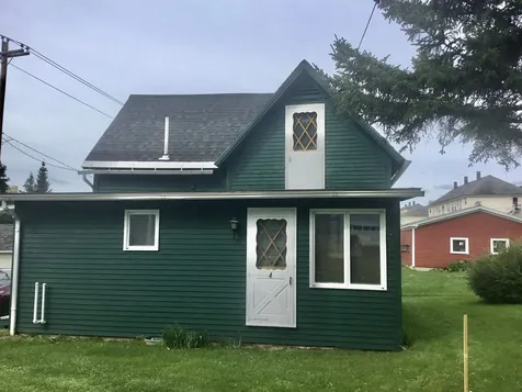 4 1st Avenue Orleans VT 05860